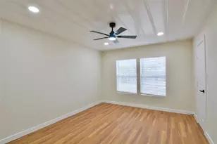 2605 Coble Ct, Bedford, TX 76021 - Photo 32