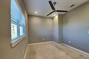 1553 Fiji St, Dallas, TX 75203 - Photo 16