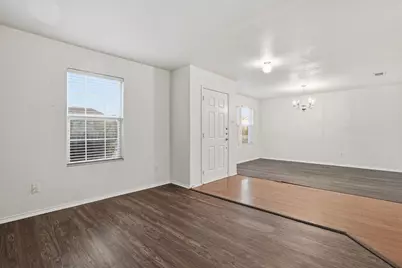 700 Locustberry, Red Oak, TX 75154 - Photo 2