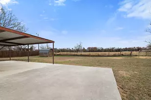 202 Blocker St, Bridgeport, TX 76426 - Photo 12