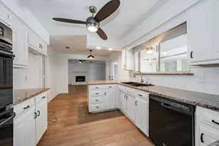 2208 Vickers Dr, Plano, TX 75075 - Photo 22