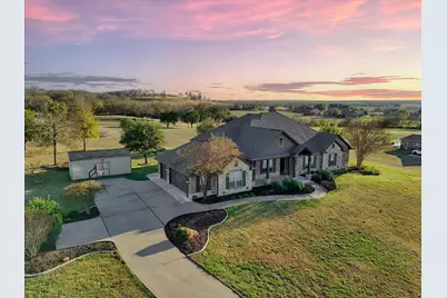 500 Hunters Meadow Drive, Lorena, TX 76655 - Photo 2