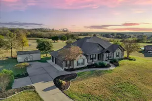 500 Hunter's Meadow Dr, Lorena, TX 76655 - Photo 2