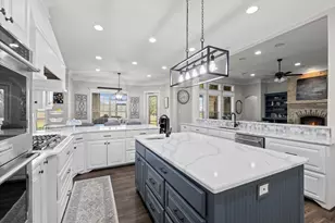 500 Hunter's Meadow Dr, Lorena, TX 76655 - Photo 12