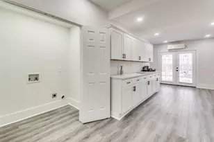 2502 W Lovers Ln, Dallas, TX 75235 - Photo 8