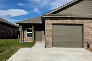2825 Peony Dr, Sherman, TX 75092 - Photo 1