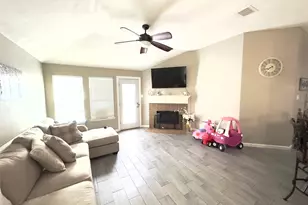 1020 Hampton Dr, Forney, TX 75126 - Photo 4