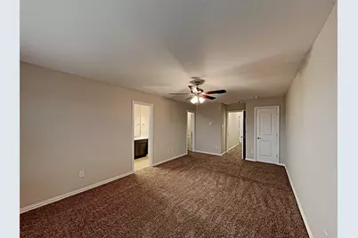 10512 Wild Oak Drive, Fort Worth, TX 76140 - Photo 10