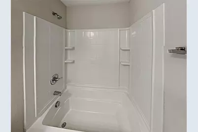 10512 Wild Oak Drive, Fort Worth, TX 76140 - Photo 8