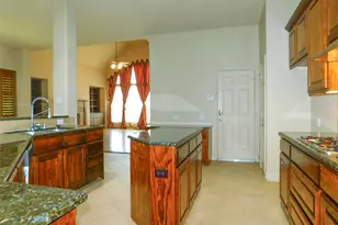 2286 Magic Mantle Dr, Lewisville, TX 75056 - Photo 8