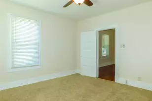 812 N Elm St, Denton, TX 76201 - Photo 12