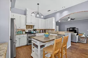 324 Woodcrest Dr, Saginaw, TX 76179 - Photo 10