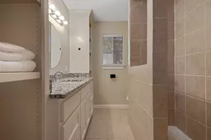 2821 N Bell Ave, Denton, TX 76209 - Photo 10