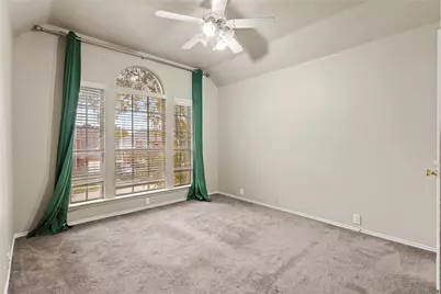 3813 Oak Leaf Lane, Bedford, TX 76021 - Photo 14