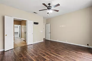 3813 Oak Leaf Ln, Bedford, TX 76021 - Photo 20