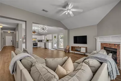 138 Cottonwood Lane, Little Elm, TX 75068 - Photo 10