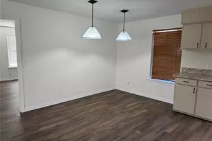 205 S Pkwy Dr, Alvarado, TX 76009 - Photo 12