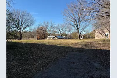 205 S Parkway Drive, Alvarado, TX 76009 - Photo 2