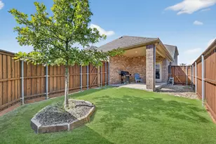 2209 Barx Dr, Little Elm, TX 75068 - Photo 32