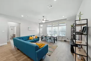 3451 Hidden Holw Dr, Grand Prairie, TX 76065 - Photo 4