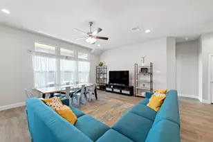 3451 Hidden Holw Dr, Grand Prairie, TX 76065 - Photo 6