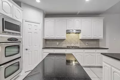 1640 Fence Post Drive, Fort Worth, TX 76052 - Photo 12