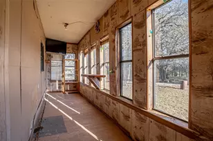 1005 Hickey Ct, Granbury, TX 76049 - Photo 32