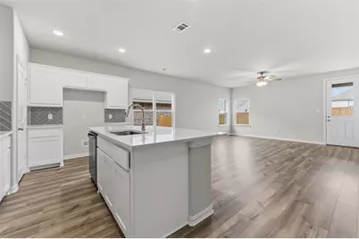 3515 Helena Street, Gainesville, TX 76240 - Photo 8