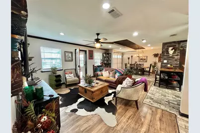 506 E Barton Street, Granbury, TX 76048 - Photo 6