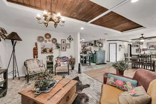 506 E Barton St, Granbury, TX 76048 - Photo 1