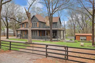 223 Oklahoma Ave, Pottsboro, TX 75076 - Photo 2