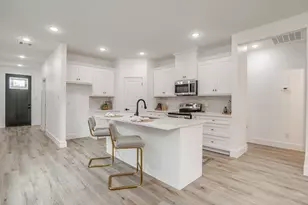 4948 Dunbar St, Fort Worth, TX 76105 - Photo 4