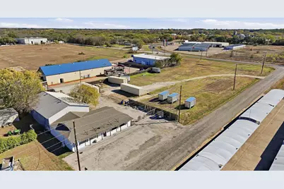 311 Eastridge Road, Granbury, TX 76049 - Photo 1