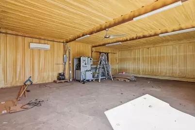 311 Eastridge Road, Granbury, TX 76049 - Photo 16