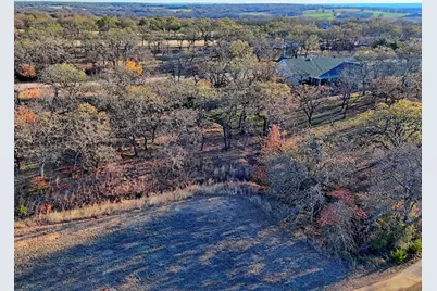 125 Diamond Oaks Drive, Nocona, TX 76255 - Photo 4