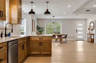 2409 Pebblebrook Ct, Grand Prairie, TX 75050 - Photo 8