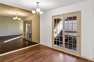 1212 Riverchase Ln, Arlington, TX 76011 - Photo 4