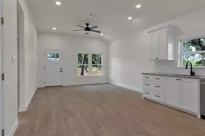 815 SW 28th Street, Mineral Wells, TX 76067 - Photo 20