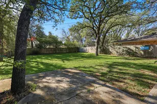 649 Ponderosa Dr, Hurst, TX 76053 - Photo 24