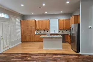 7700 Heather Ridge Ct, Irving, TX 75063 - Photo 8