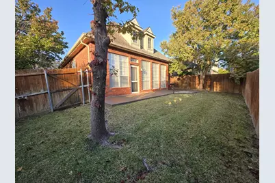7700 Heather Ridge Court, Irving, TX 75063 - Photo 2