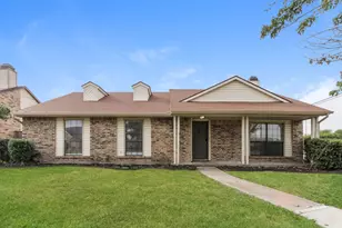 1930 Robert Jones Dr, Mesquite, TX 75150 - Photo 1