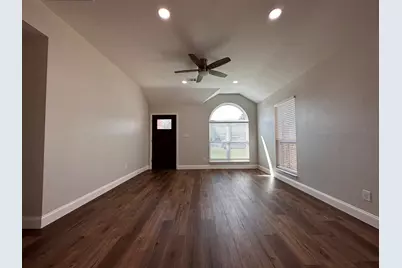 2143 Gilford Street, Dallas, TX 75235 - Photo 6