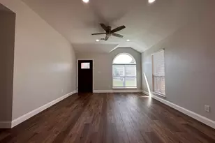 2143 Gilford St, Dallas, TX 75235 - Photo 6