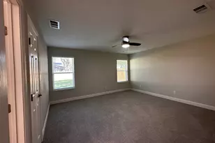 2143 Gilford St, Dallas, TX 75235 - Photo 14