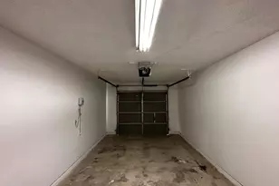 2143 Gilford St, Dallas, TX 75235 - Photo 34