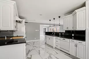 12557 High Meadow Dr, Dallas, TX 75244 - Photo 14