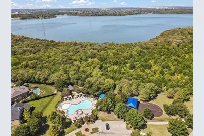 7067 Nantucket Way, Grand Prairie, TX 75054 - Photo 34