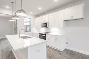 9707 Thorncrown Ln, Fort Worth, TX 76179 - Photo 10