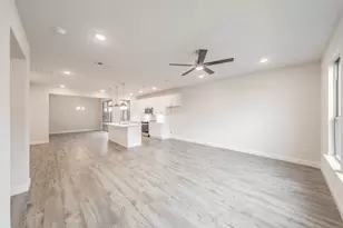 9707 Thorncrown Ln, Fort Worth, TX 76179 - Photo 2